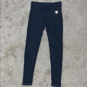 Body flattering, navy forever 21 leggings
